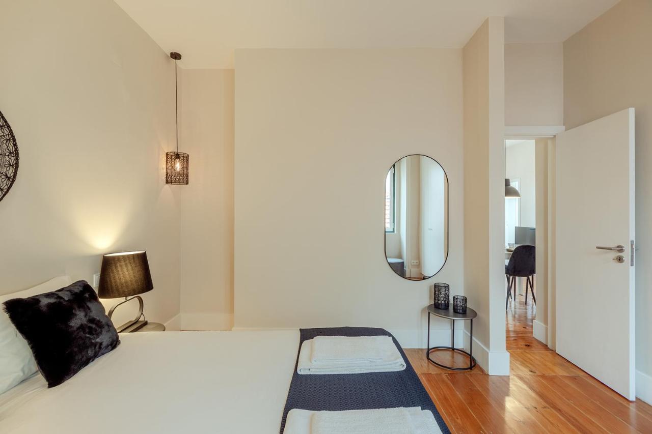 Sunny House - Bright 2 Bedroom Apartment W/ Office Lisboa エクステリア 写真