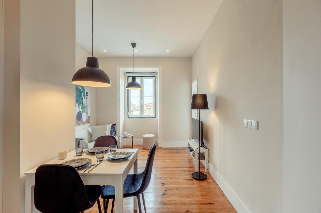 Sunny House - Bright 2 Bedroom Apartment W/ Office Lisboa エクステリア 写真