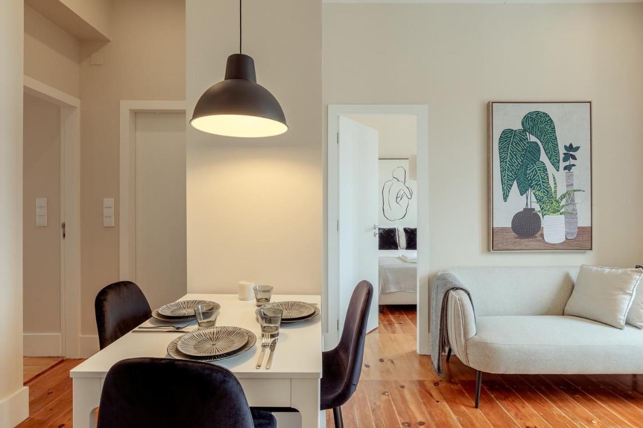 Sunny House - Bright 2 Bedroom Apartment W/ Office Lisboa エクステリア 写真