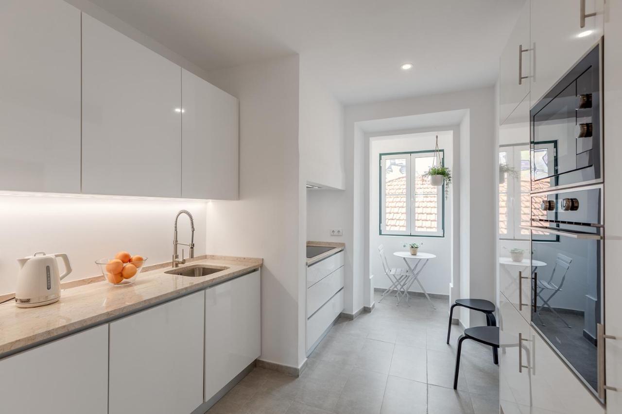 Sunny House - Bright 2 Bedroom Apartment W/ Office Lisboa エクステリア 写真